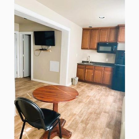 The Resource Inn -Big Lake Tx エクステリア 写真
