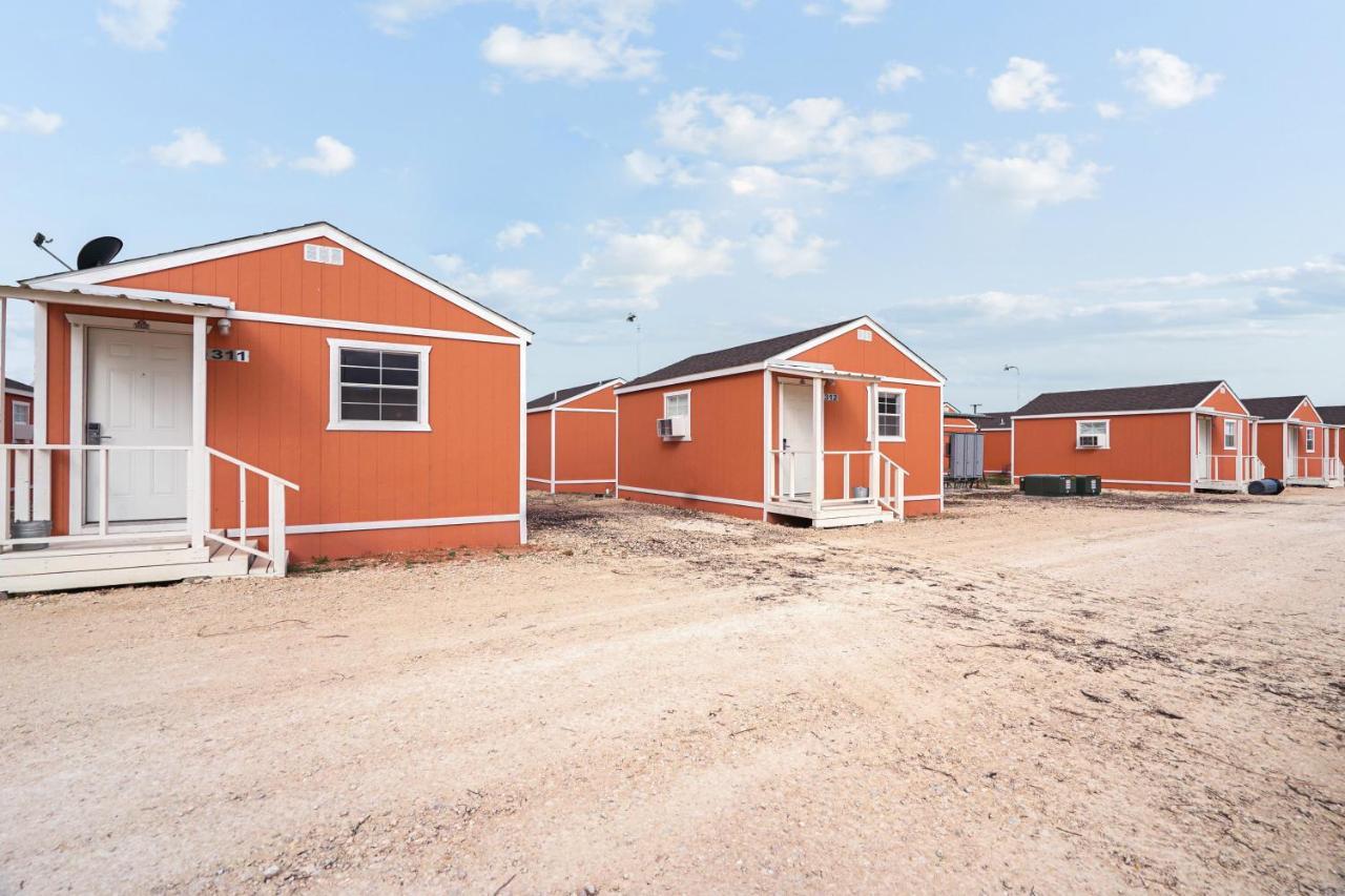 The Resource Inn -Big Lake Tx エクステリア 写真