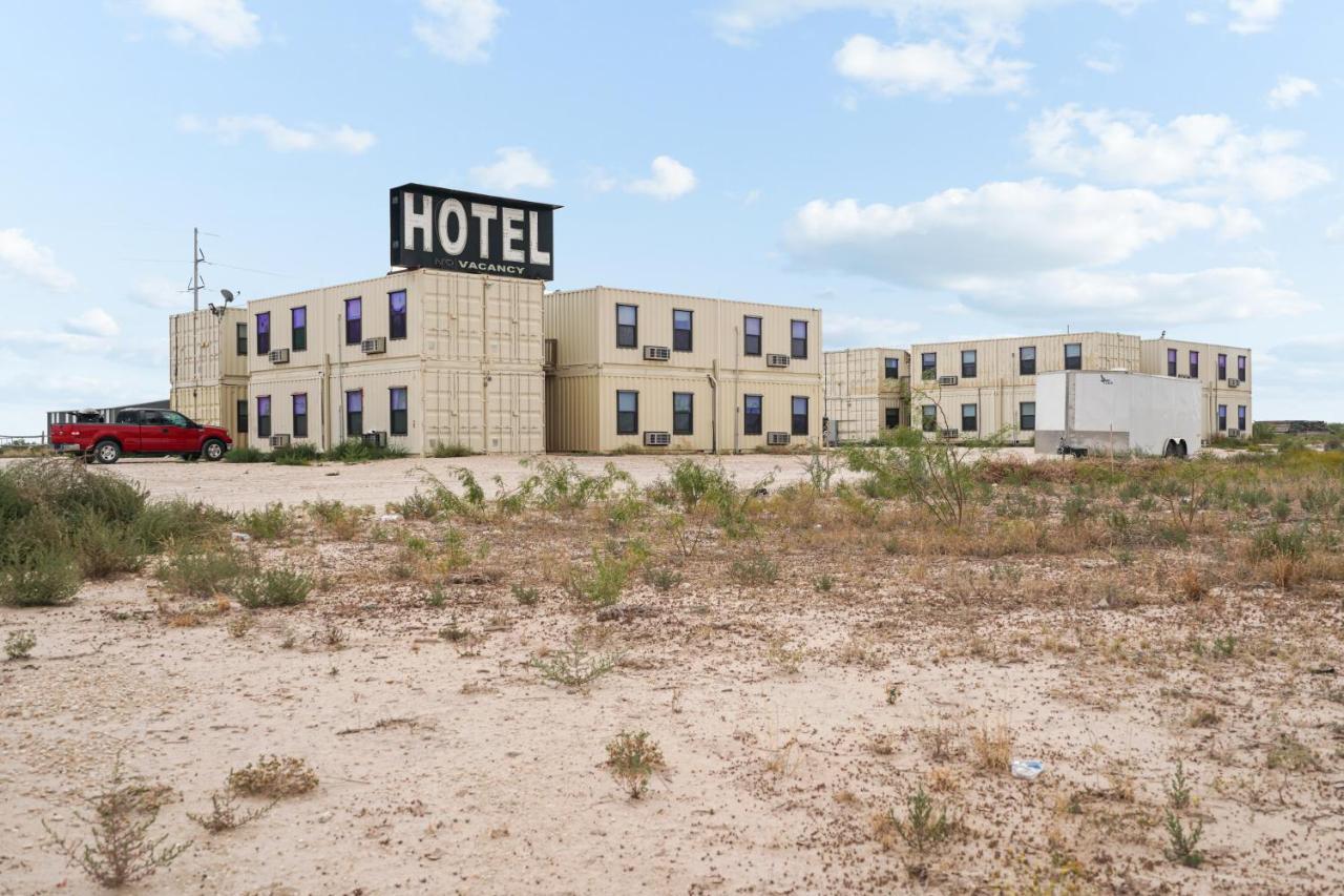 The Resource Inn -Big Lake Tx エクステリア 写真