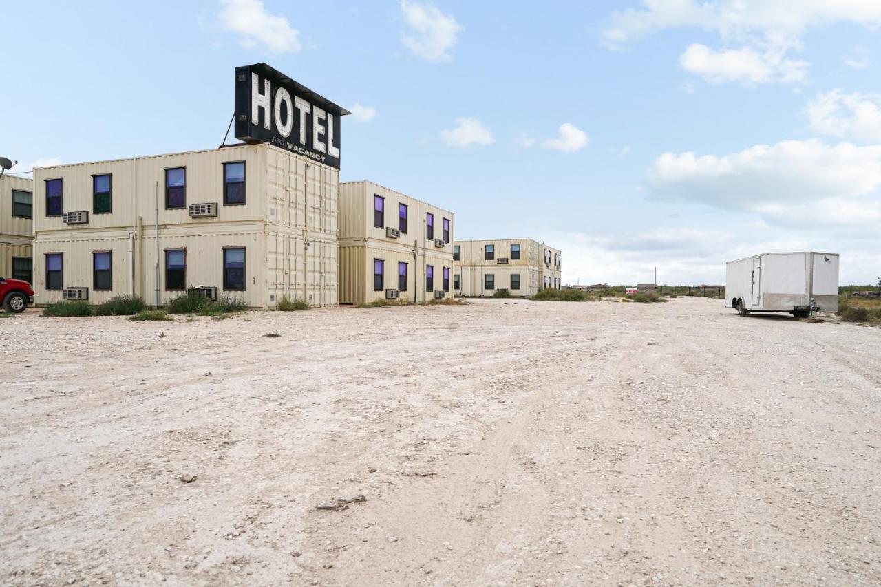 The Resource Inn -Big Lake Tx エクステリア 写真