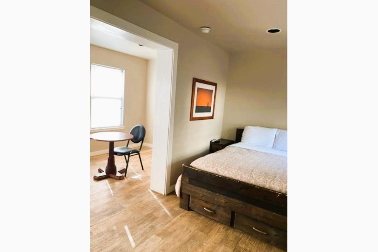 The Resource Inn -Big Lake Tx エクステリア 写真