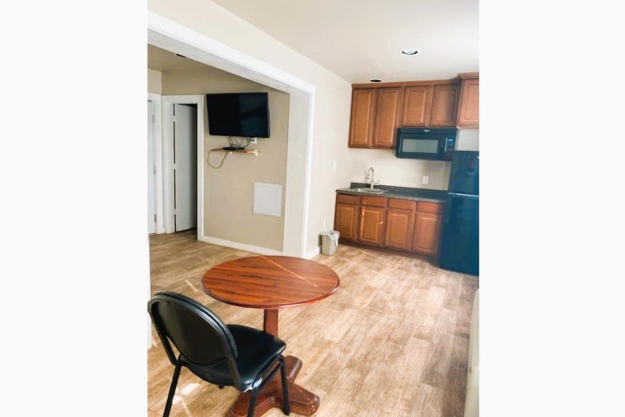 The Resource Inn -Big Lake Tx エクステリア 写真